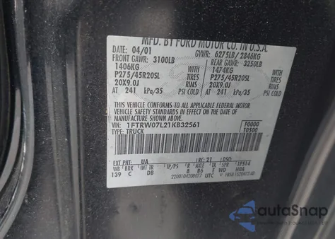 2001 Ford F-150 Harley-Davidson Edition/King Ranch Edition/Lariat/Xlt from USA, damaged, VIN 1FTRW07L21KB32561